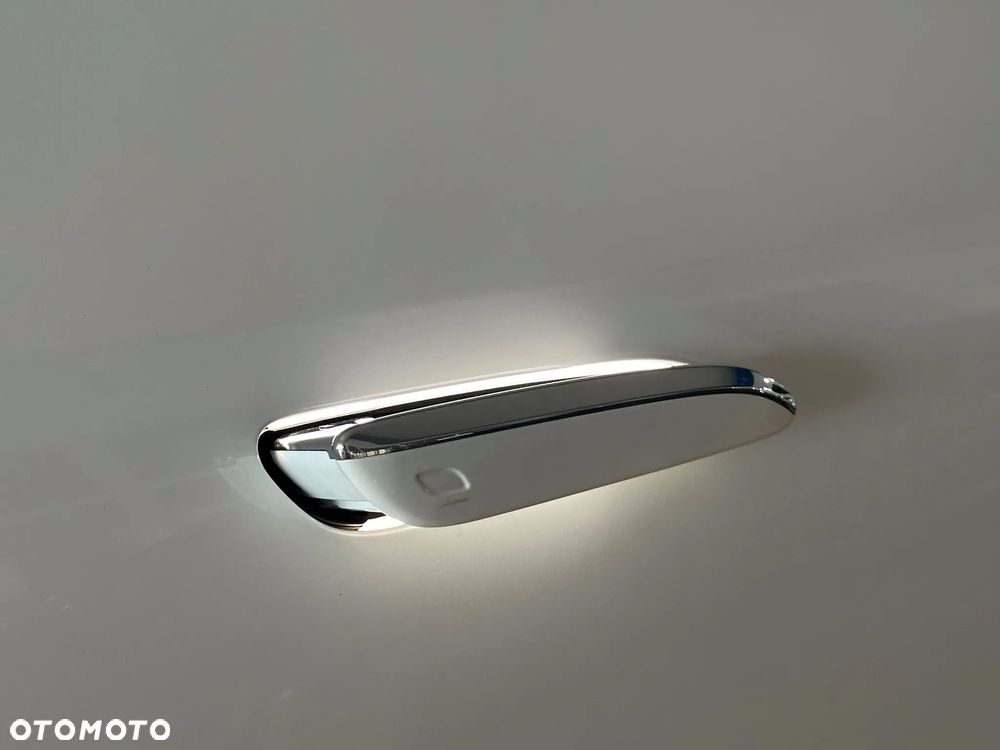 Mercedes-Benz EQE 350 89kWh 4-Matic AMG Line - 24