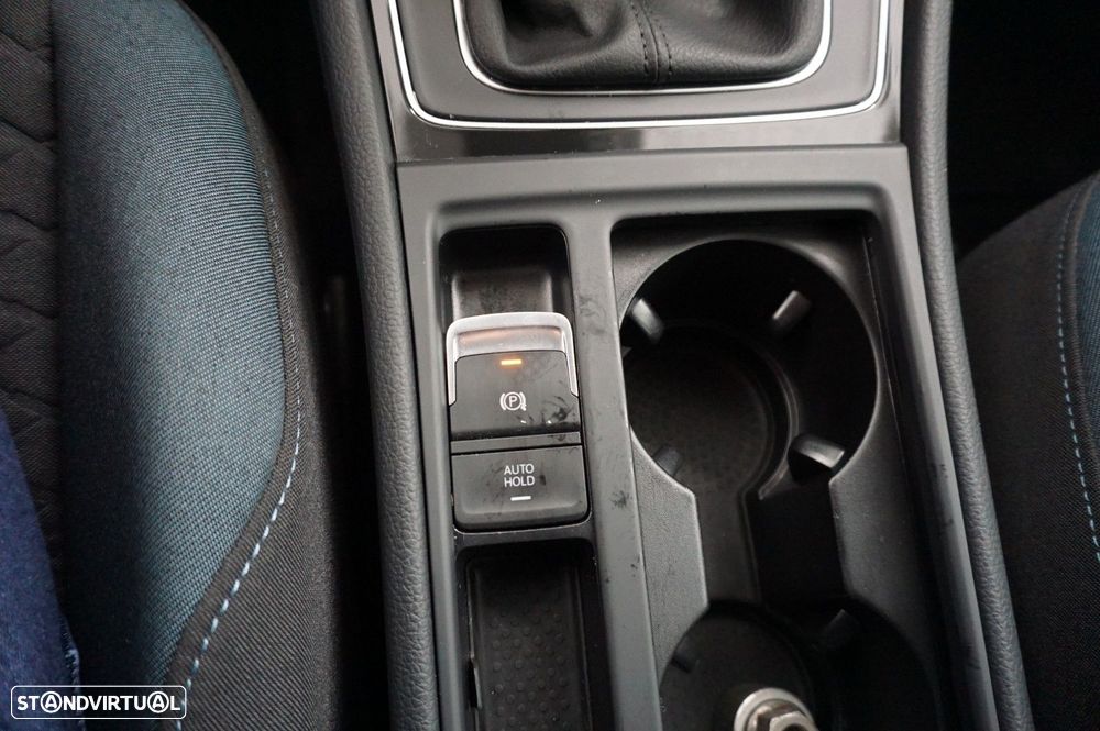 VW Golf 1.0 TSI OPF IQ.DRIVE - 17