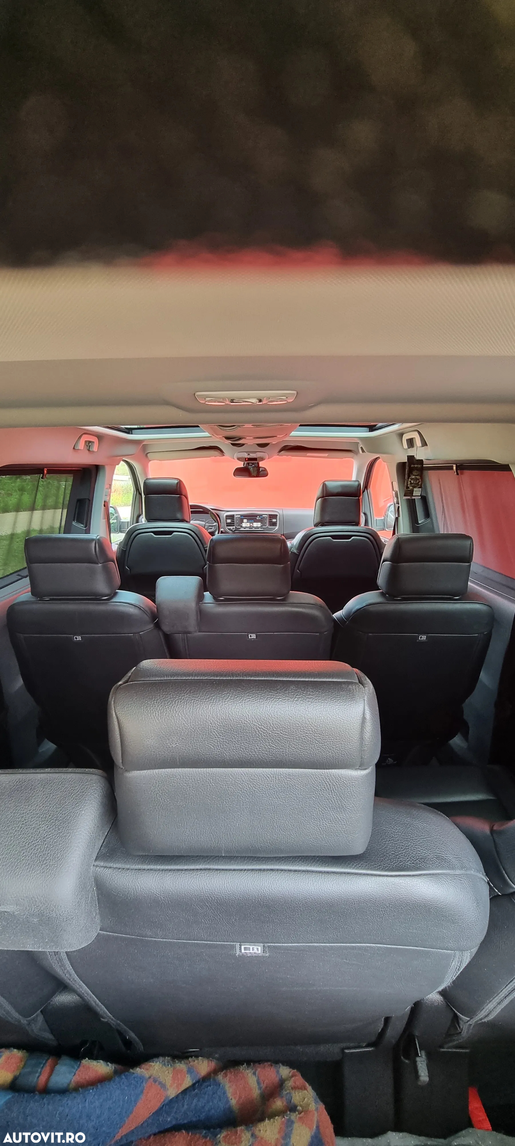 Peugeot Traveller - 7