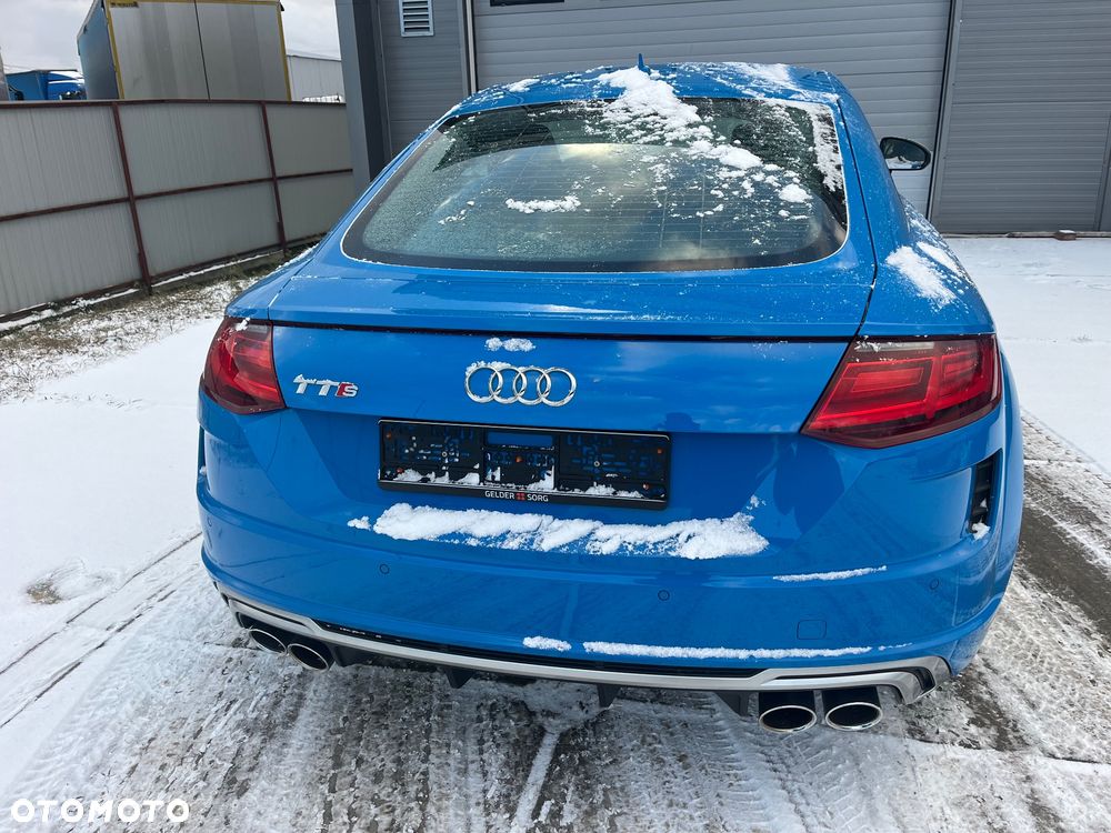Audi TT S Coupé - 5