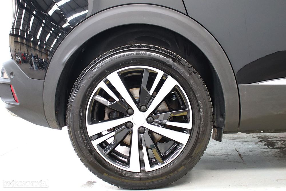 Peugeot 3008 1.2 PureTech GT EAT8 - 5