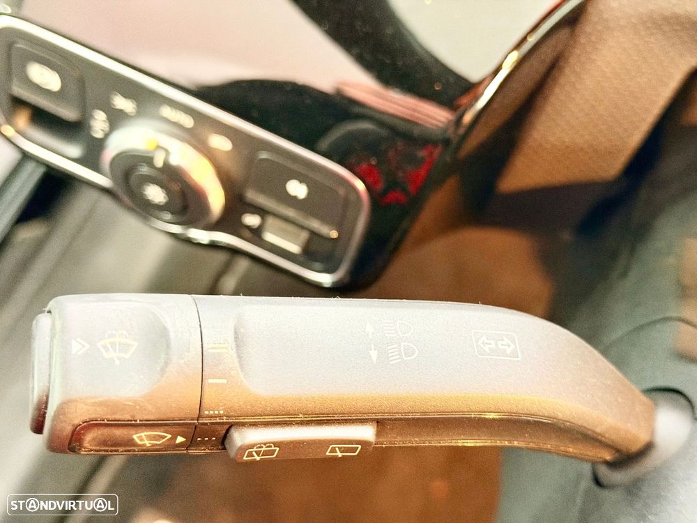 Mercedes-Benz A 160 AMG Line - 33