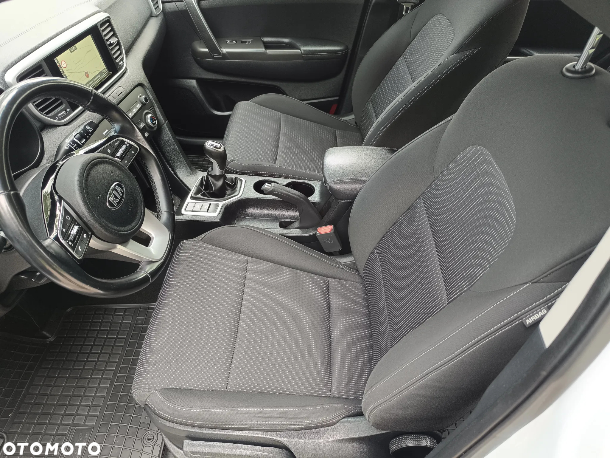 Kia Sportage 1.6 CRDI Black Edition Plus 2WD - 23
