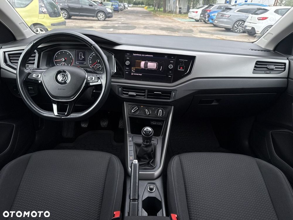 Volkswagen Polo 1.0 Comfortline - 10