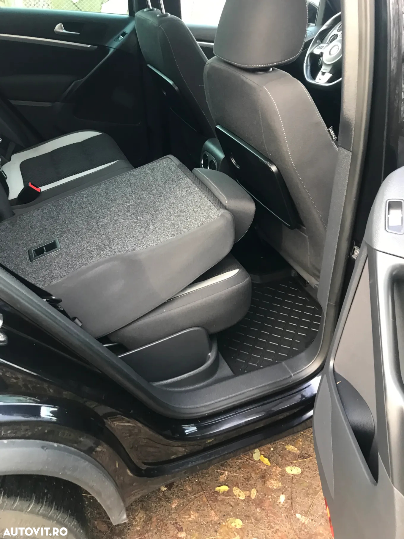 Volkswagen Tiguan - 11