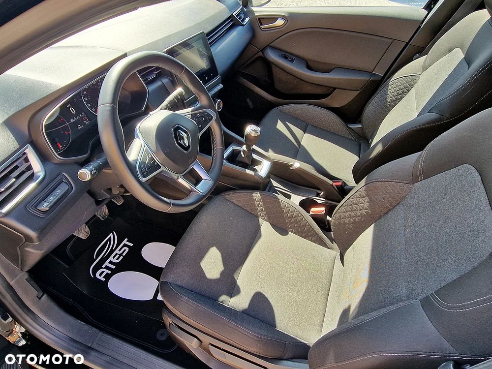 Renault Clio - 8