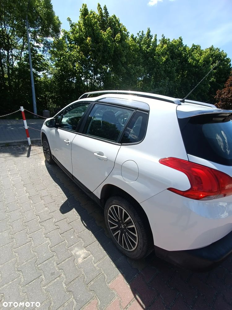 Peugeot 2008 - 17