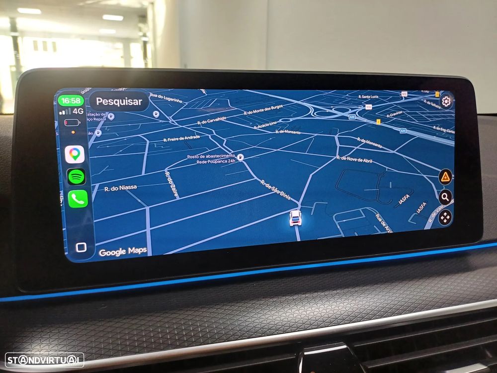 BMW 530 e Pack Desportivo M - 36