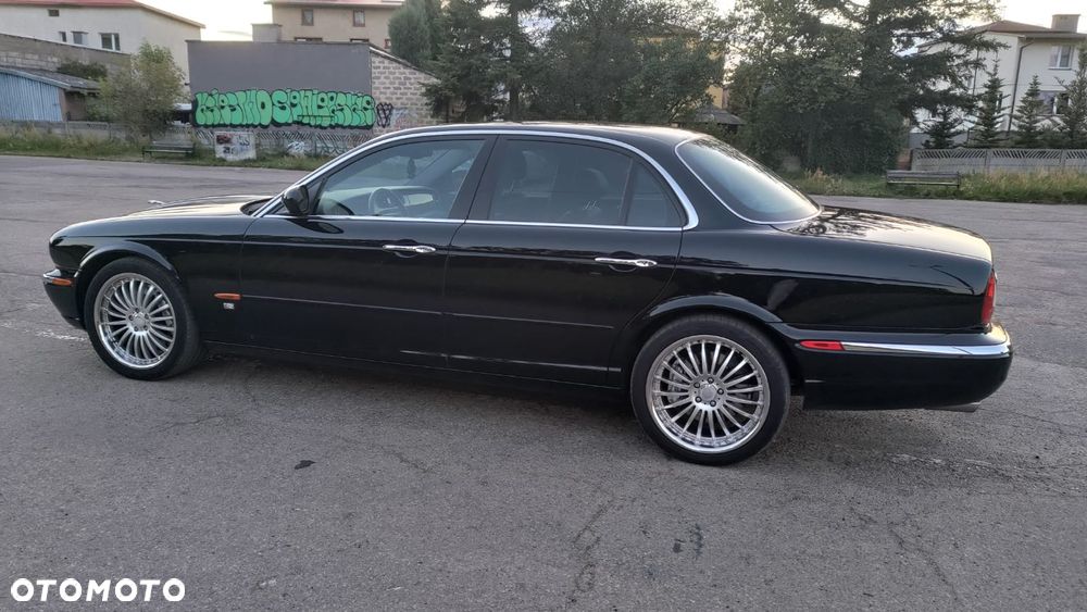 Jaguar XJR 4.2 - 4