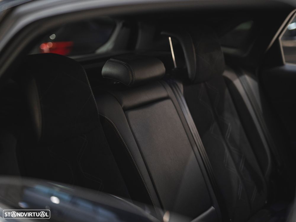 DS DS7 Crossback E-Tense Performance Line EAT8 - 32