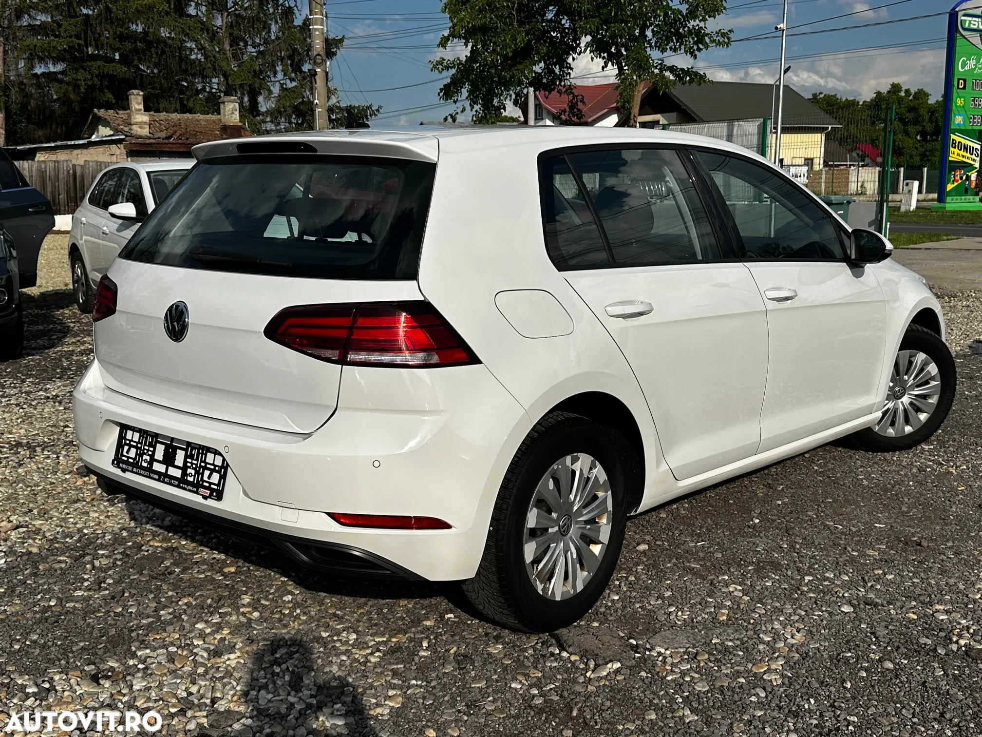Volkswagen Golf 1.6 TDI Trendline - 2