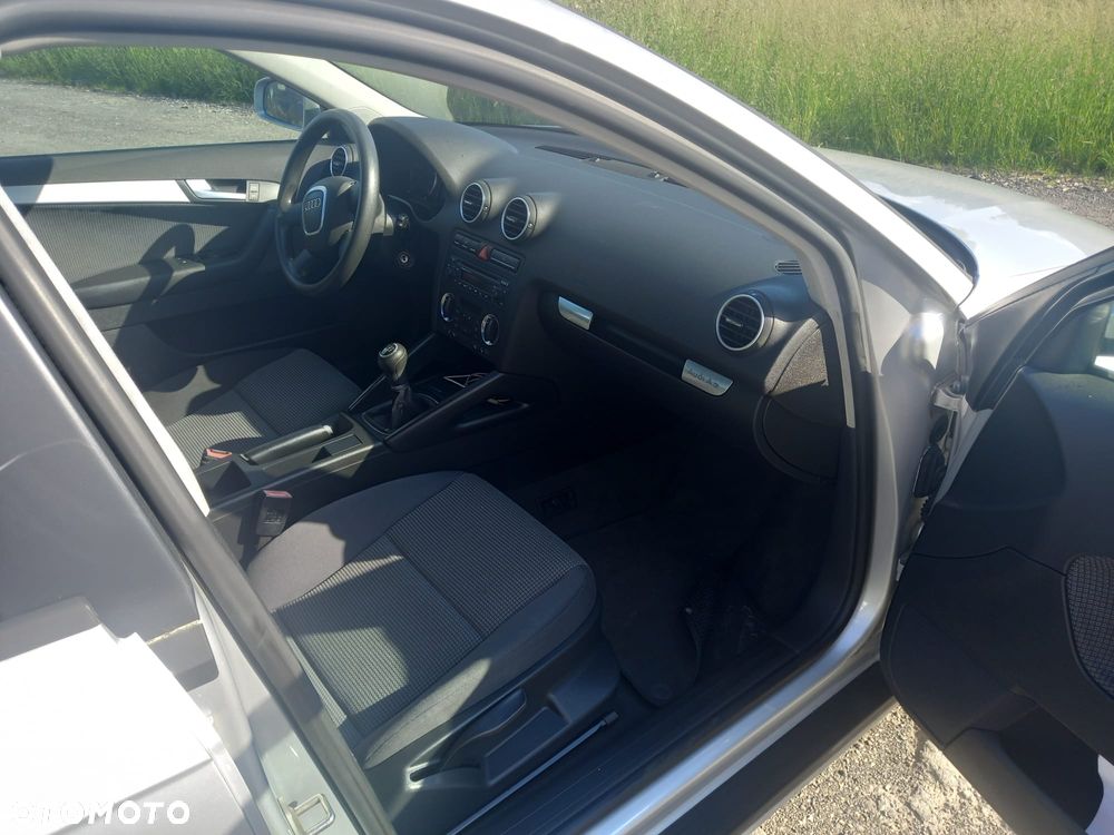 Audi A3 Sportback 1.6 Attraction - 7