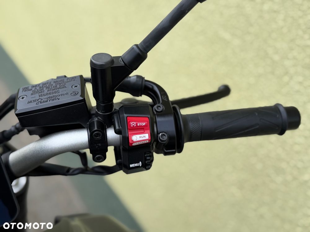 Yamaha MT - 37