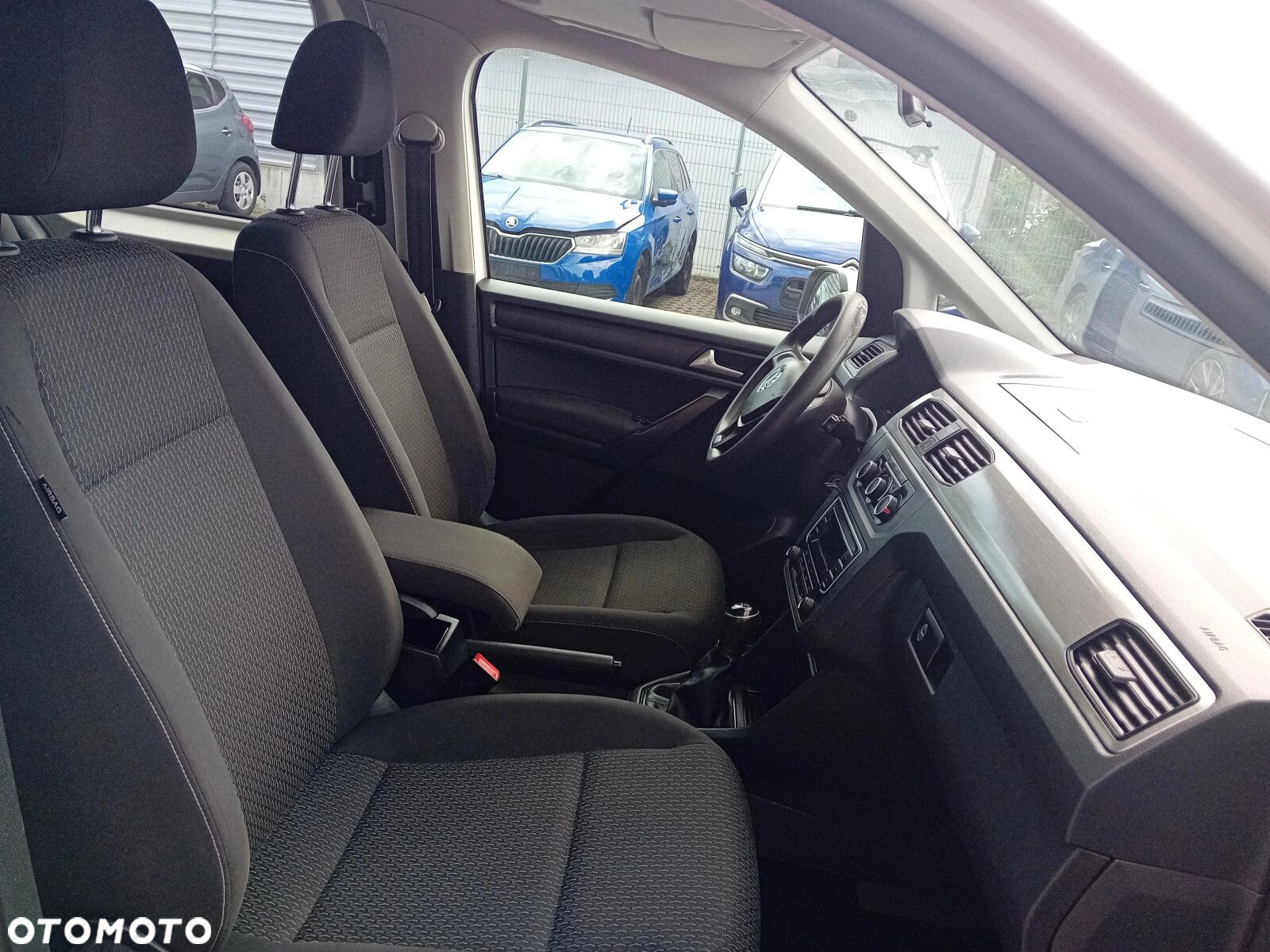 Volkswagen Caddy - 13