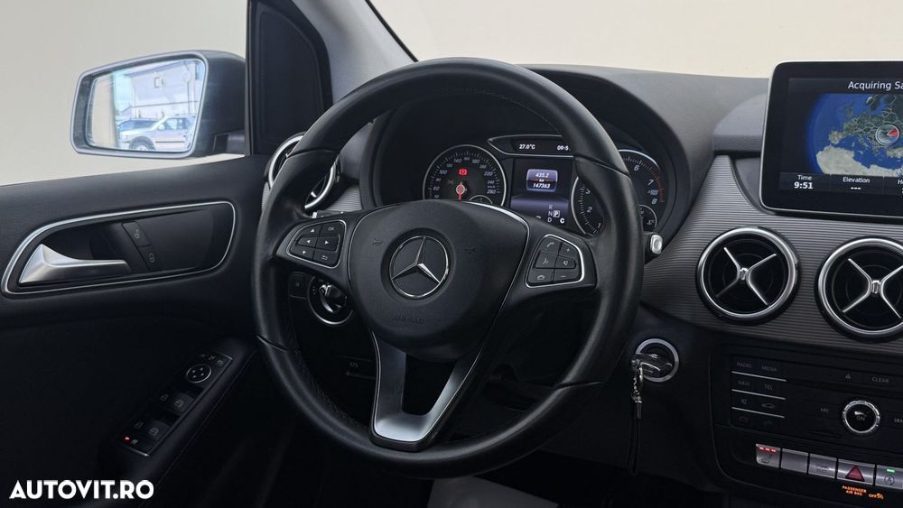 Mercedes-Benz B 180 - 13