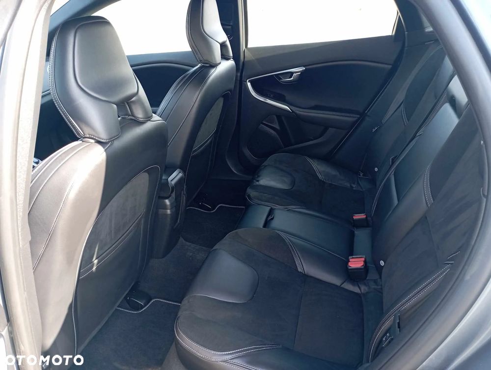 Volvo V40 D2 RDesign - 15
