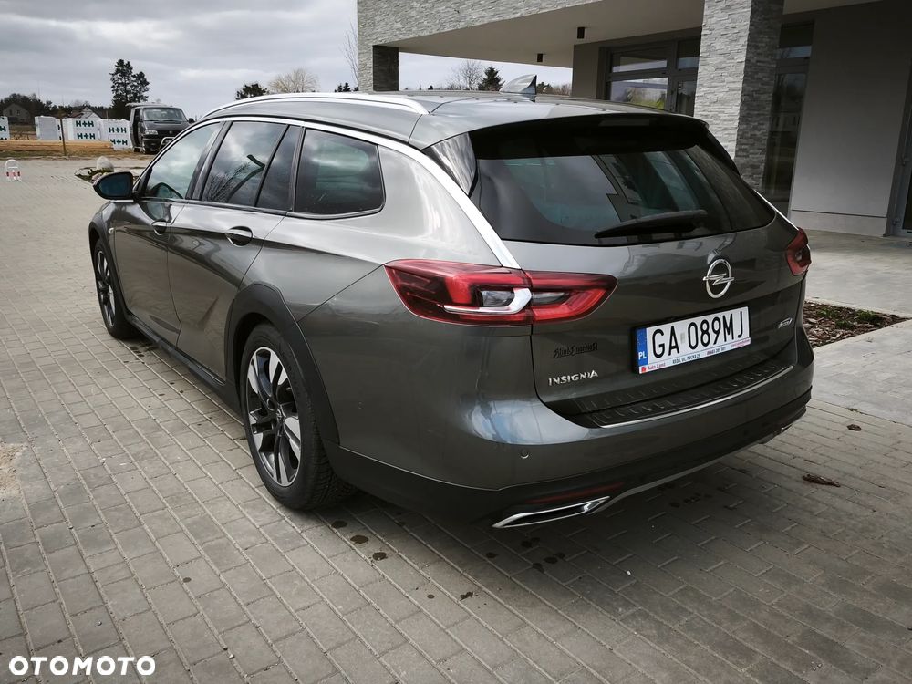 Opel Insignia 2.0 BiTurbo D 4x4 Automatik Ultimate Exclusive - 3