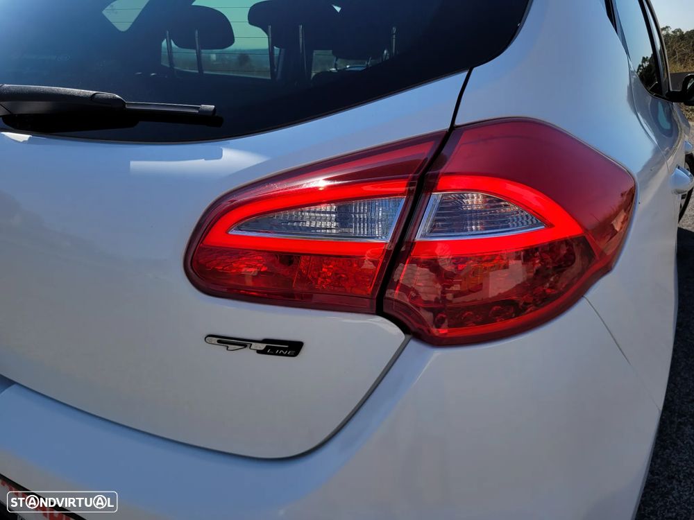 Kia Ceed 1.6 CRDi GT Line - 14