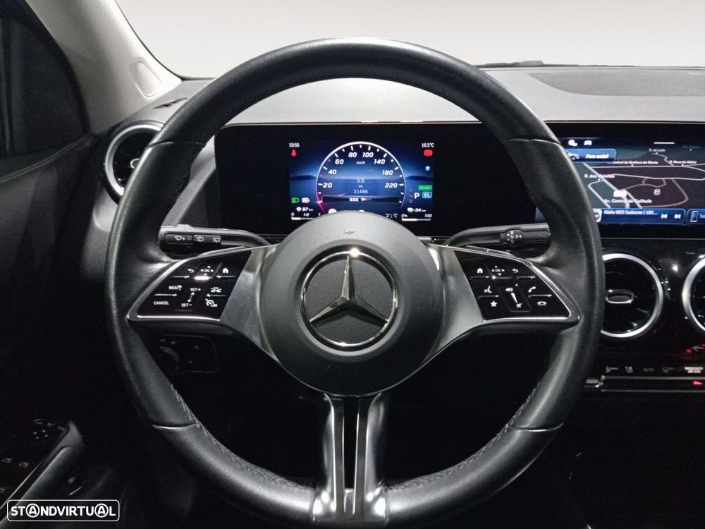 Mercedes-Benz GLA 250 - 12