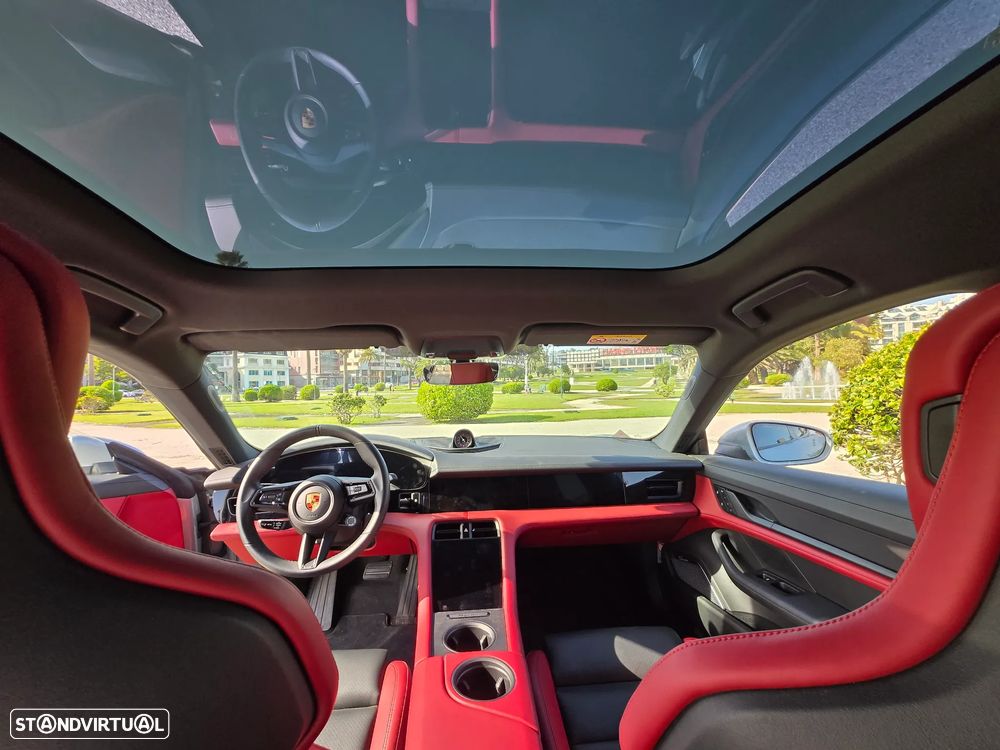Porsche Taycan Sport Turismo 4S - 10