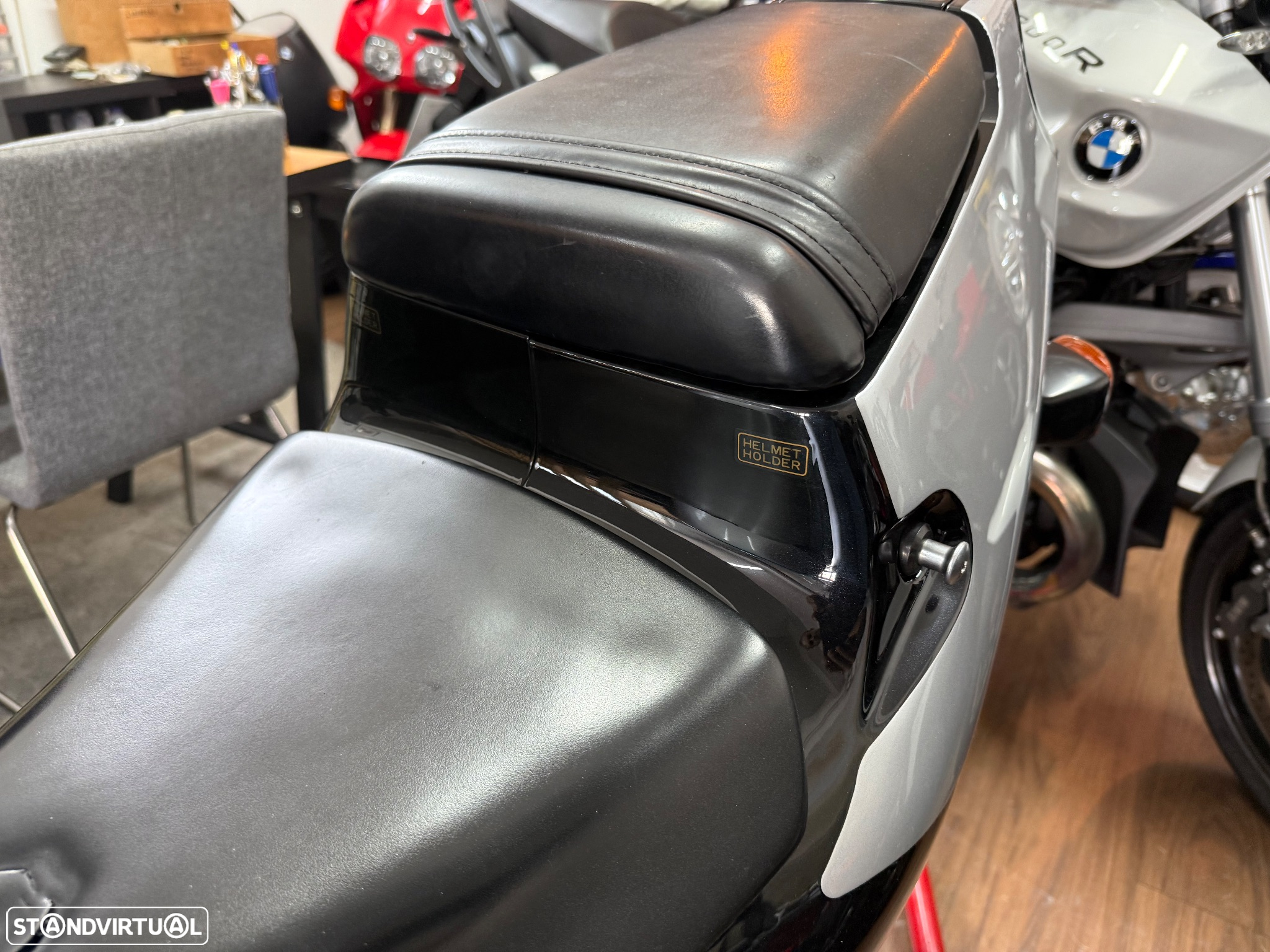 Honda CBR 400 RR - 20
