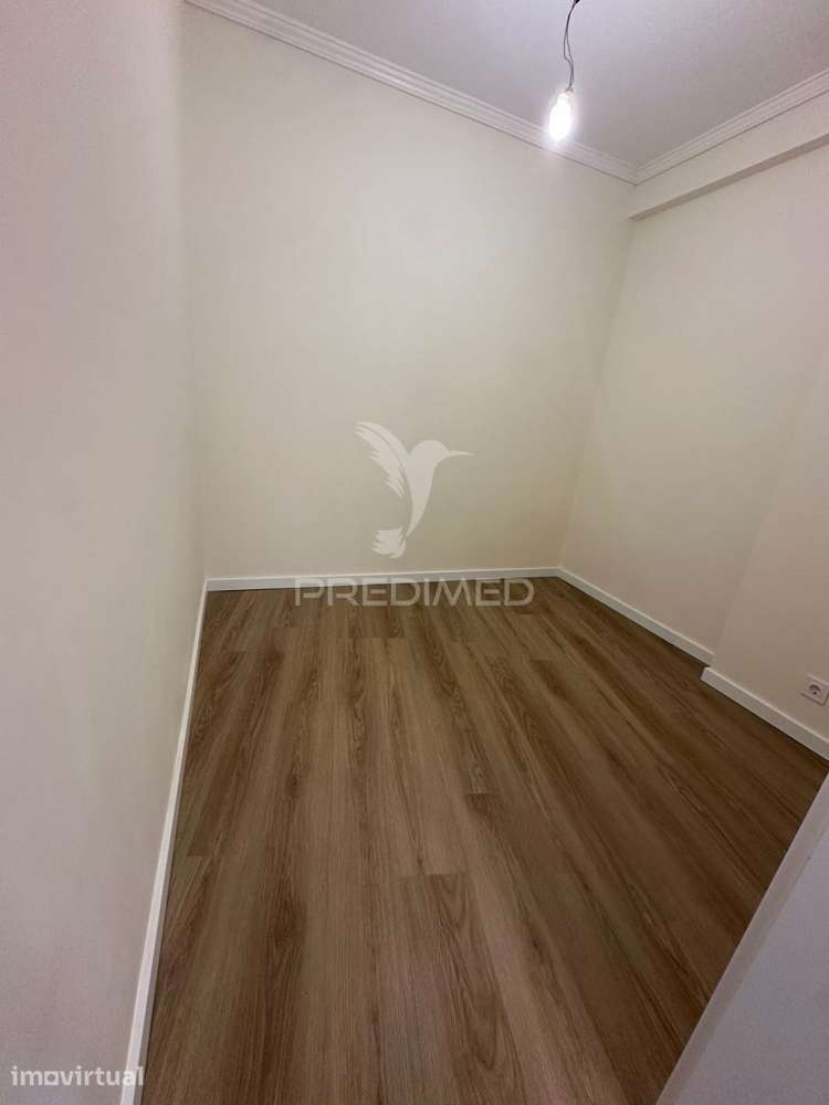 Apartamento T1+1 Remodelado com Varanda em Vila do Conde, Porto - Grande imagem: 5/7