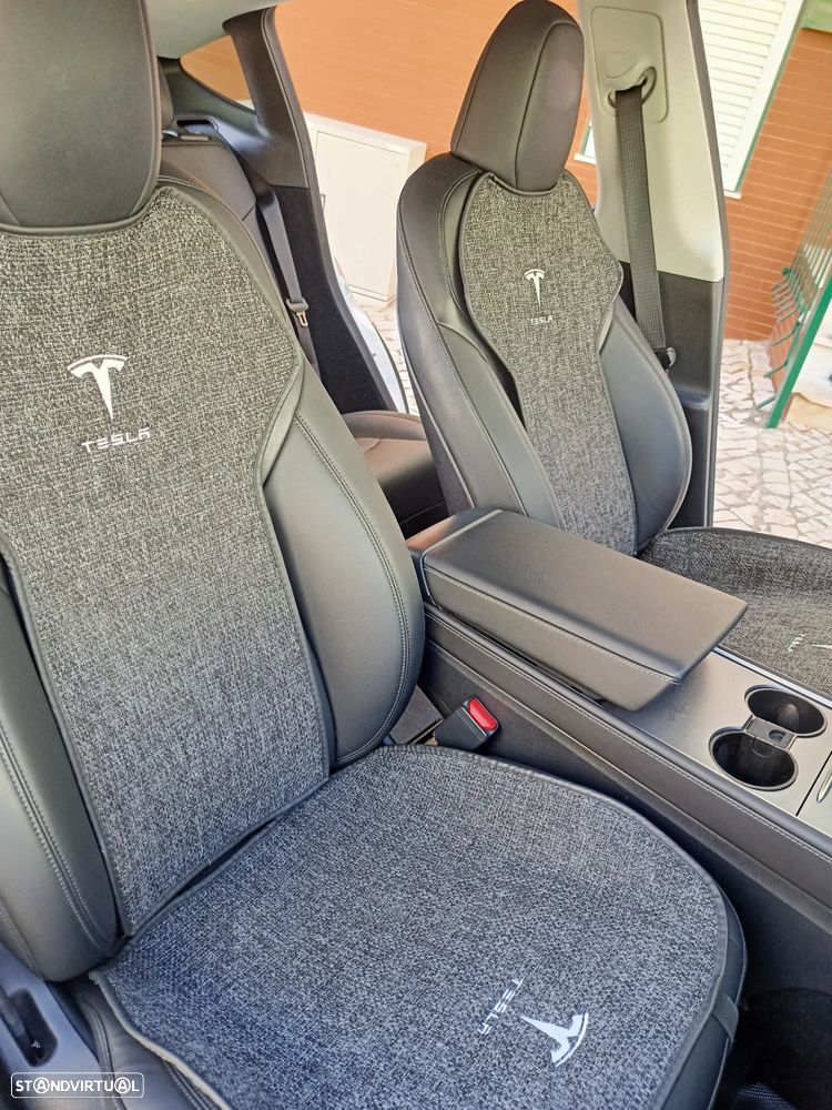 Tesla Model Y Long Range Tração Integral - 30