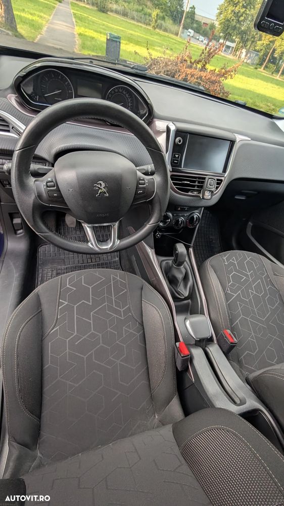 Peugeot 2008 PureTech 82 Active - 8