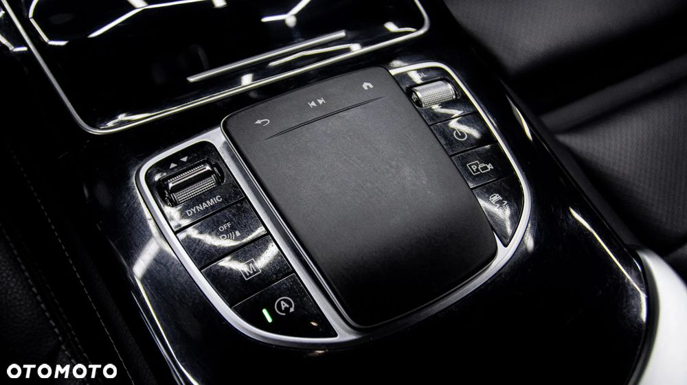 Mercedes-Benz GLC 200 4Matic 9G-TRONIC - 22