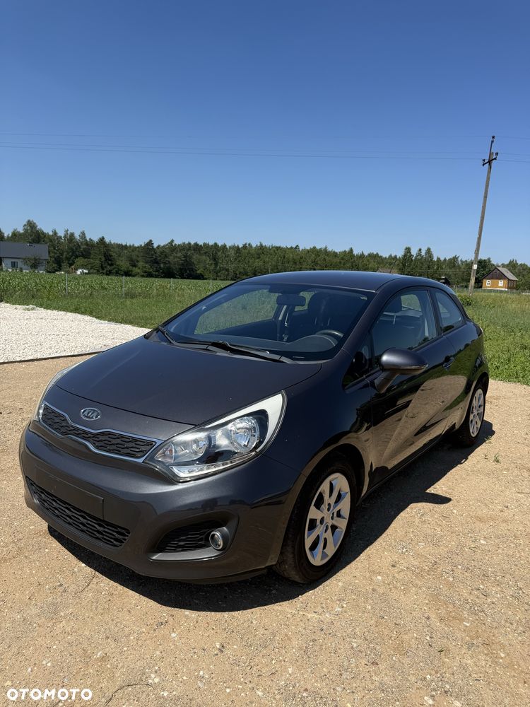 Kia Rio - 1