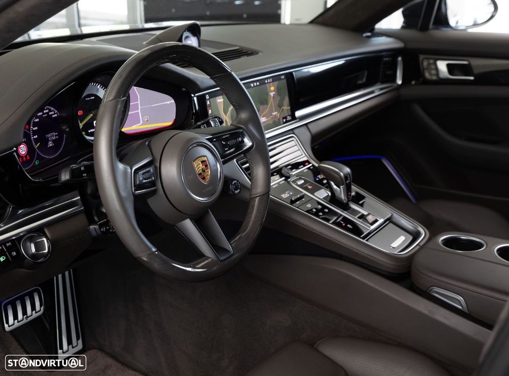 Porsche Panamera Sport Turismo 4S E-Hybrid - 8