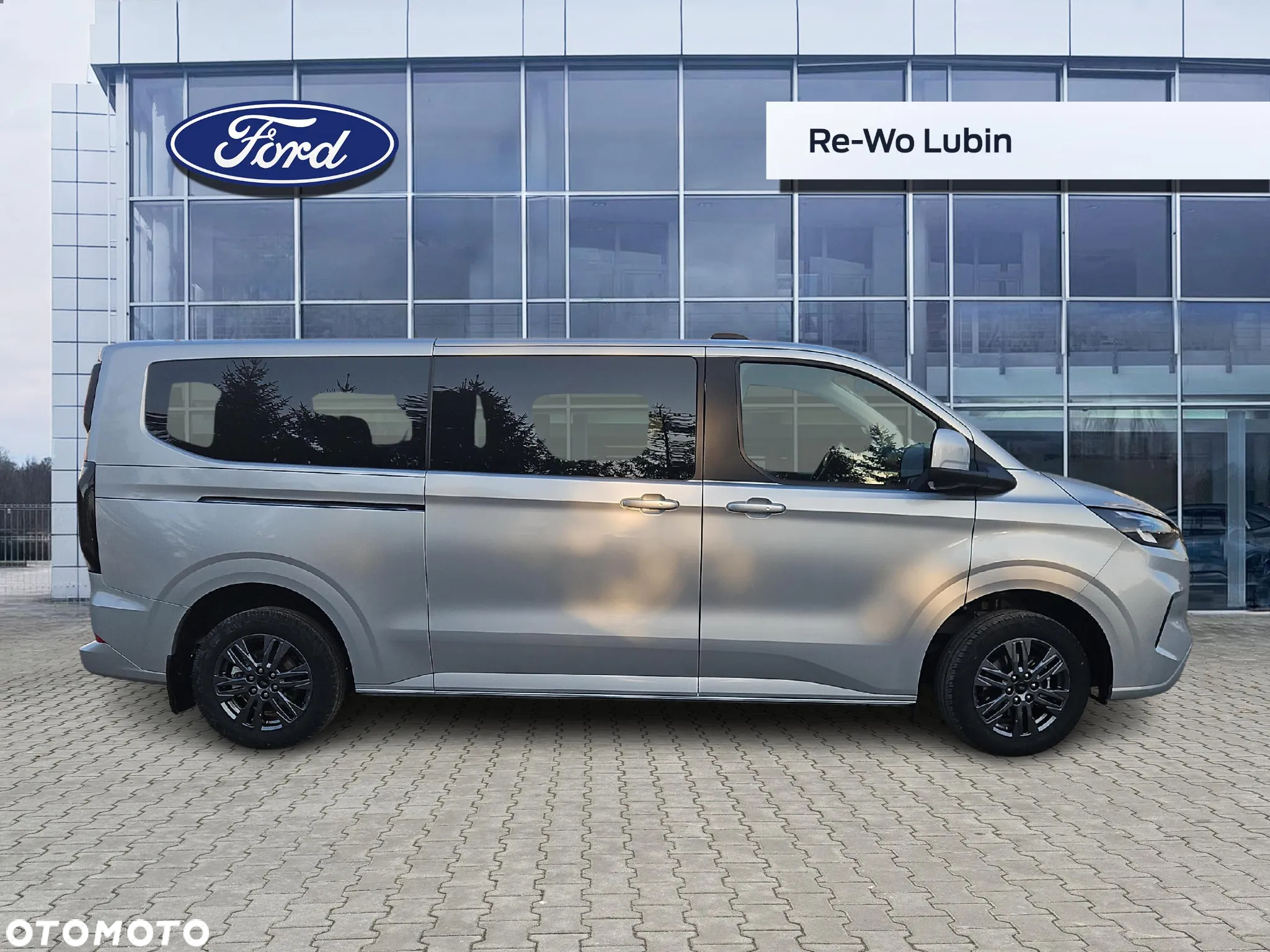 Ford Tourneo Custom 2.0 EcoBlue 320 L2 Titanium - 3