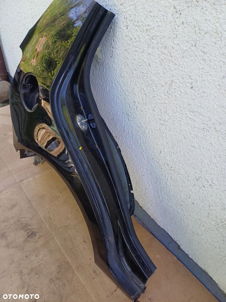 Golf VI Plus błotnik prawy tył 5M0 - 4