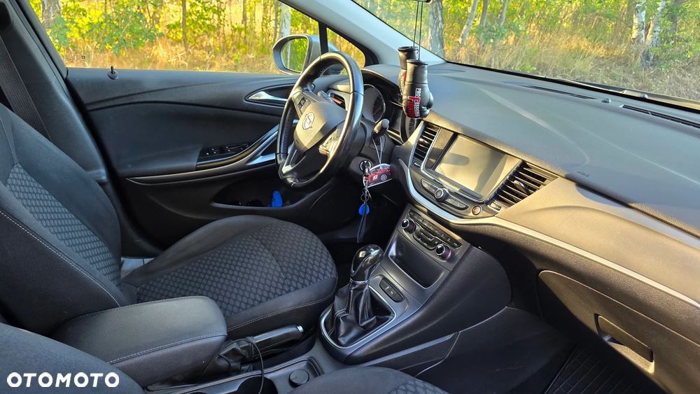 Opel Astra 1.4 T Enjoy - 17