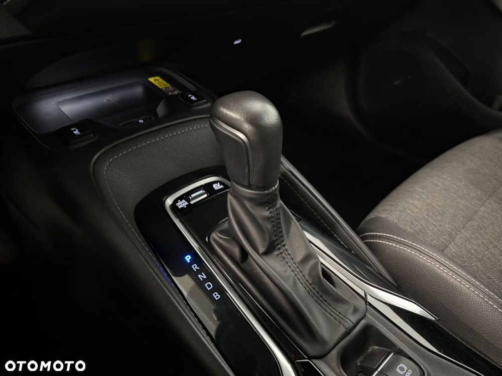 Toyota Corolla 1.8 Hybrid Active - 18