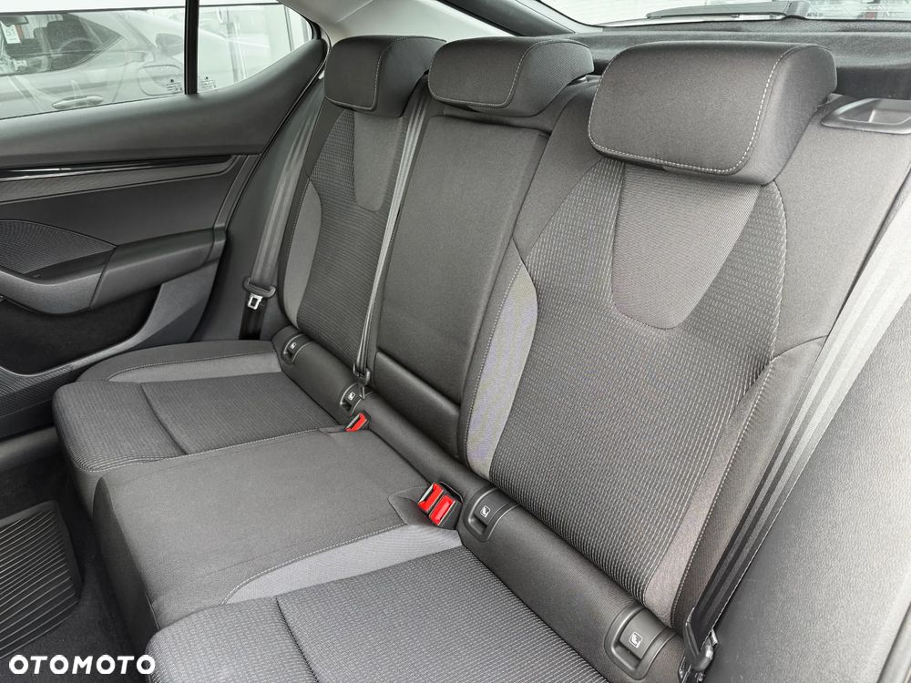 Skoda Octavia 1.5 TSI ACT Ambition - 26