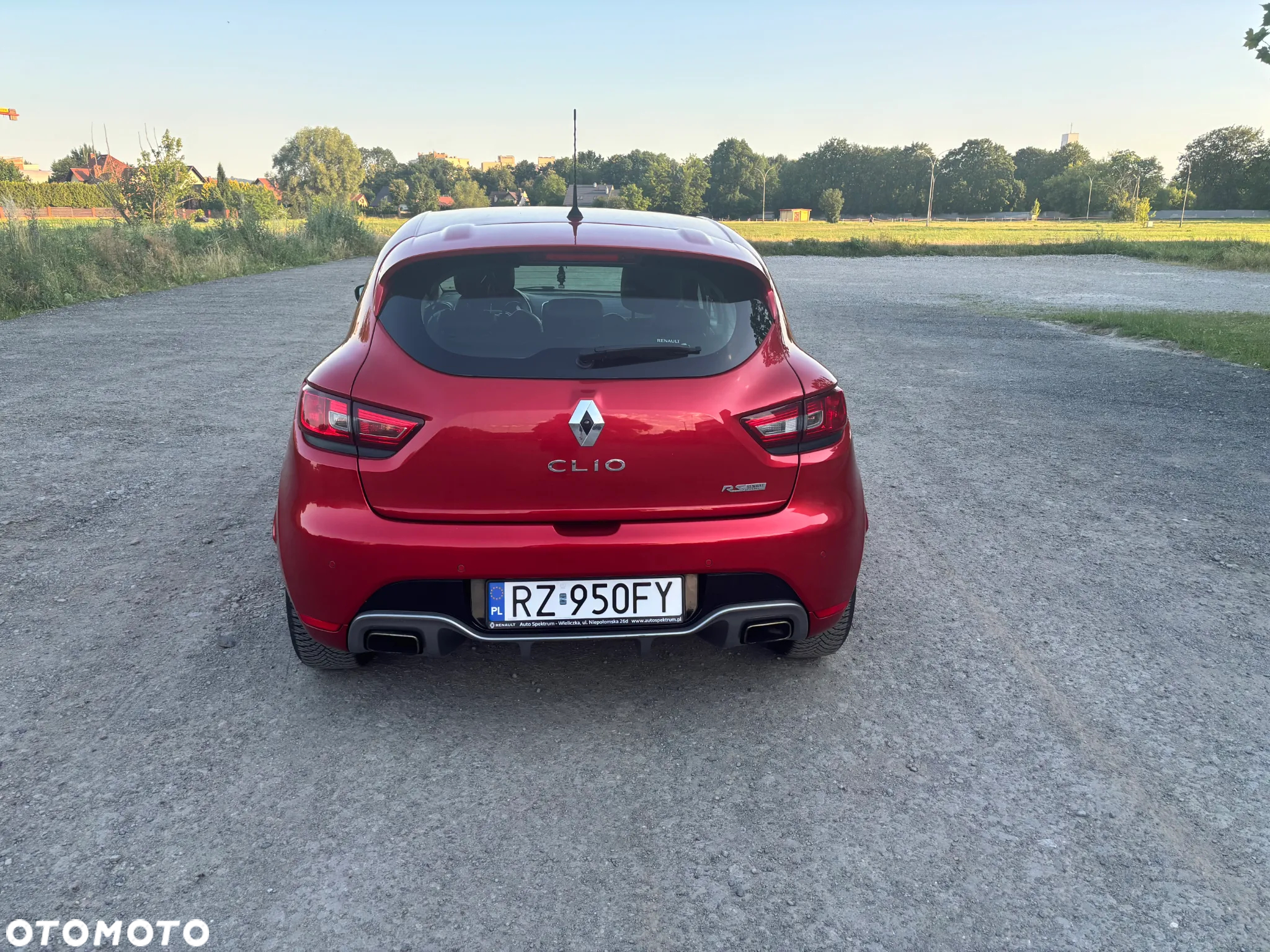 Renault Clio 1.6 R.S 200 EDC - 6