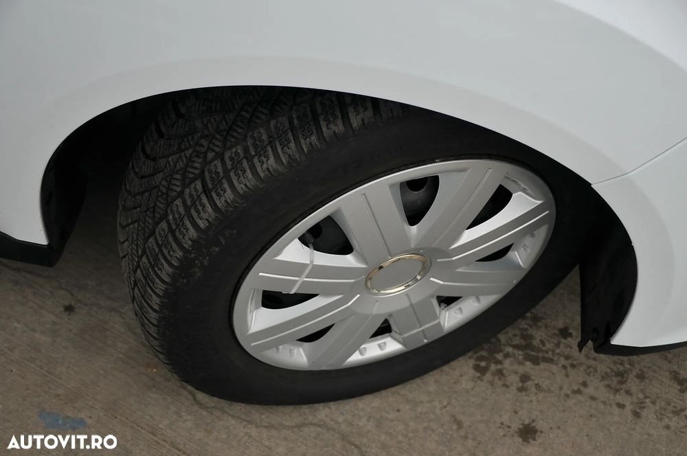 Ford C-Max 2.0 TDCi Powershift Titanium - 39