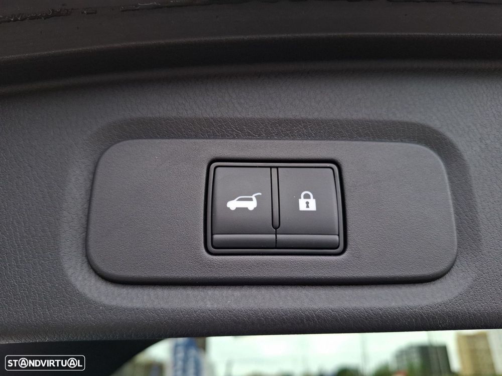 Nissan Qashqai 1.5 e-Power Tekna TT+SKY — fotografia 24