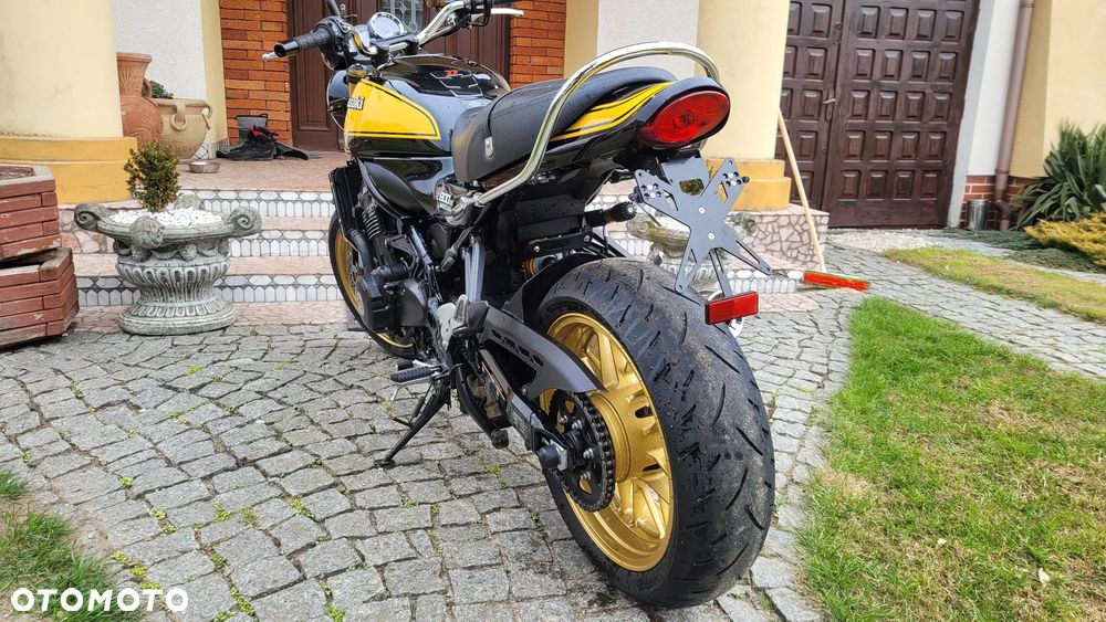 Kawasaki Z 900 RS - 6