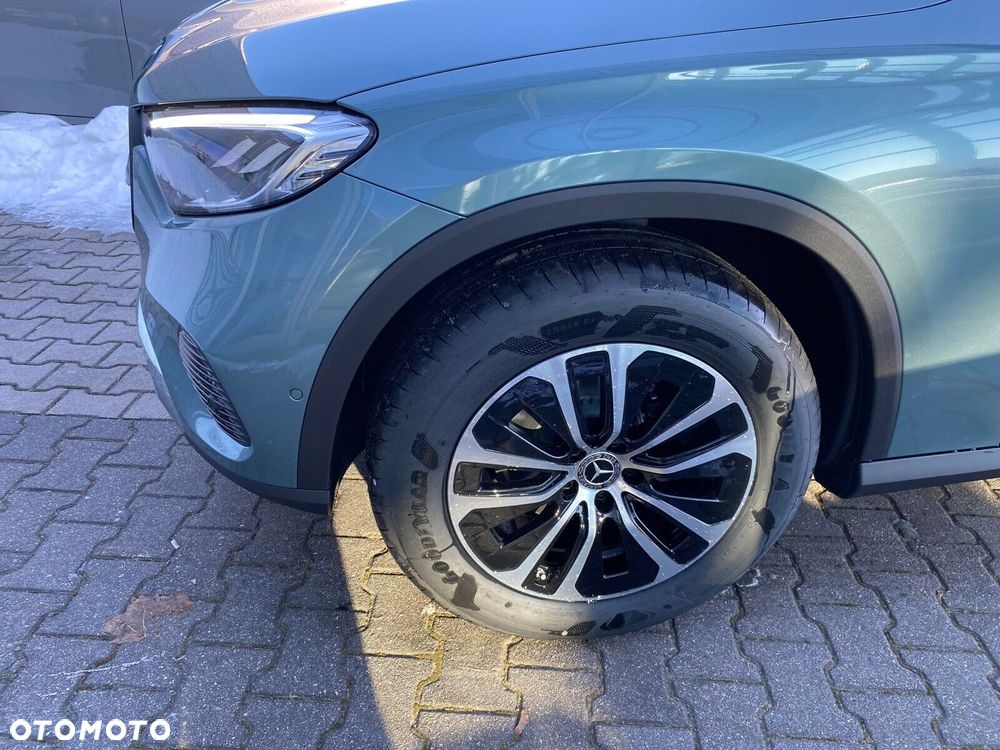 Mercedes-Benz GLC - 7