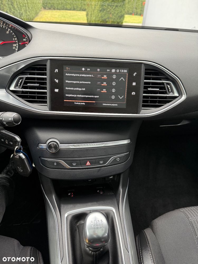 Peugeot 308 BlueHDi 120 Stop & Start Business-Line - 19