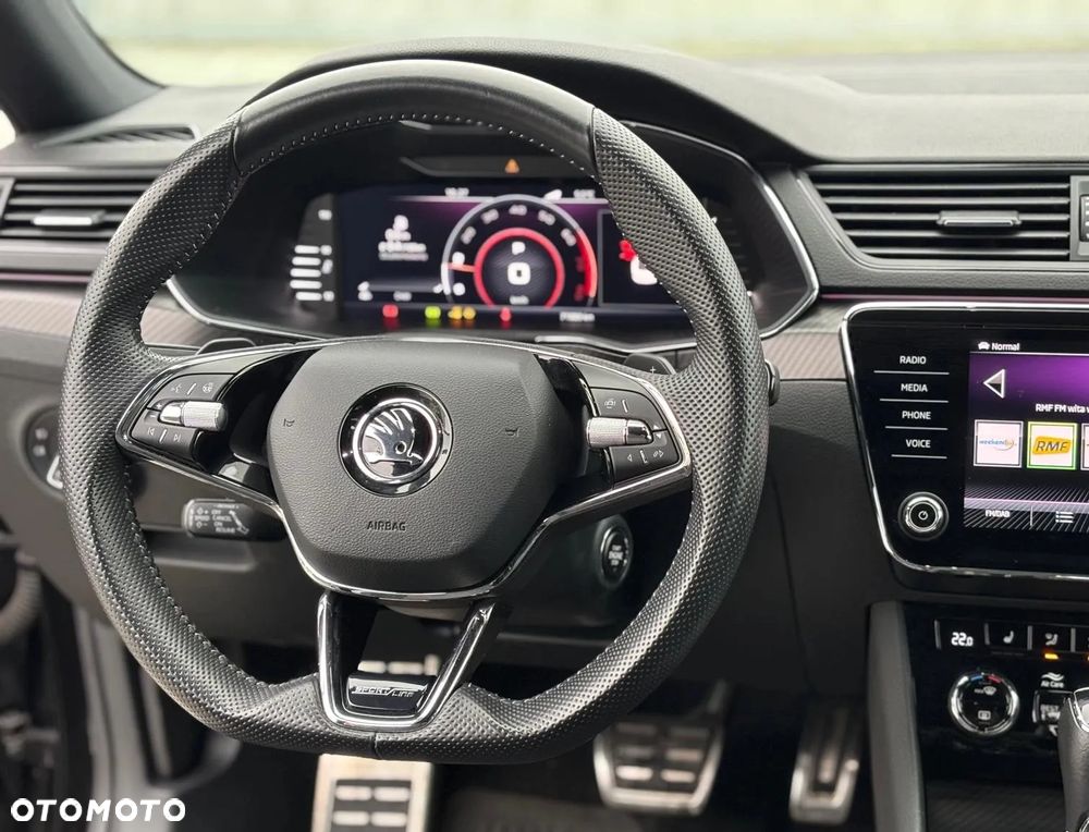 Skoda Superb 2.0 TSI Sportline DSG - 8