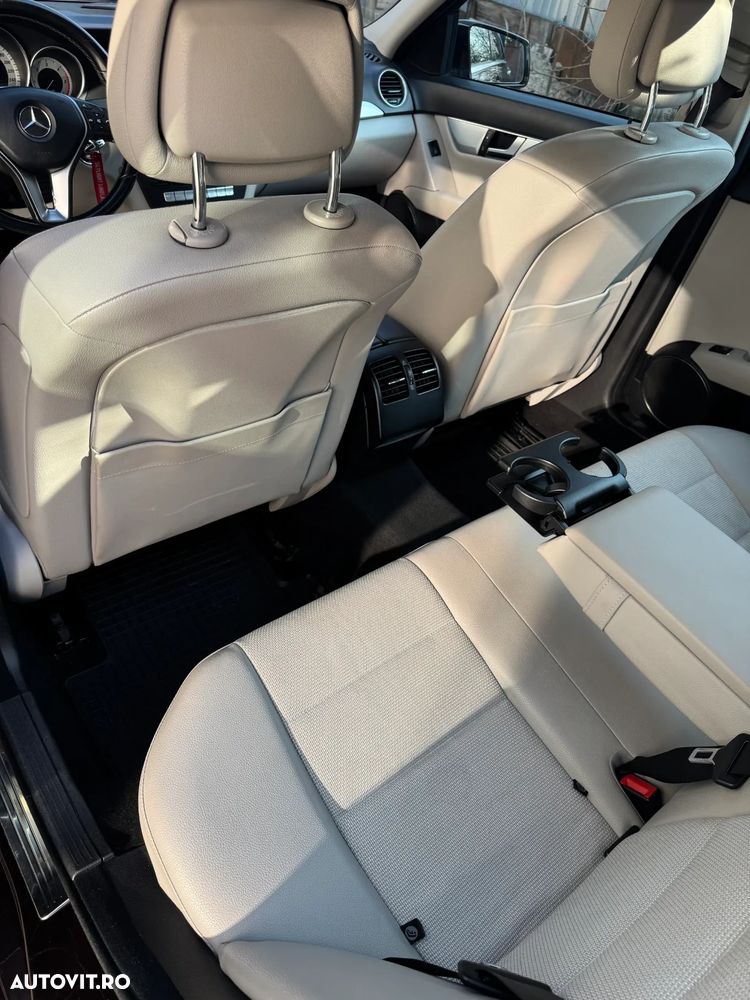 Mercedes-Benz C 200 CDI BlueEFFICIENCY - 12