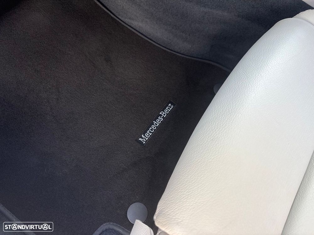 Mercedes-Benz C 300 BlueTEC Hybrid Avantgarde + - 11