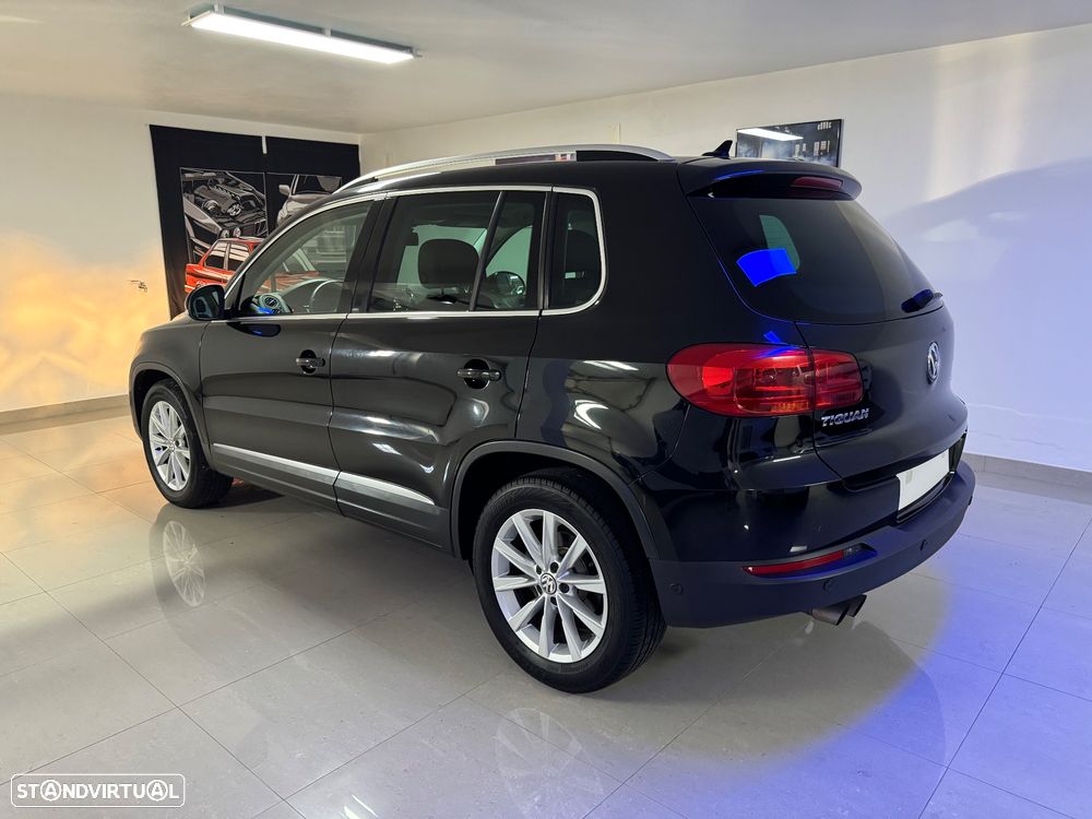 VW Tiguan 1.4 TSi BlueMotion Lounge Sport & Style - 4