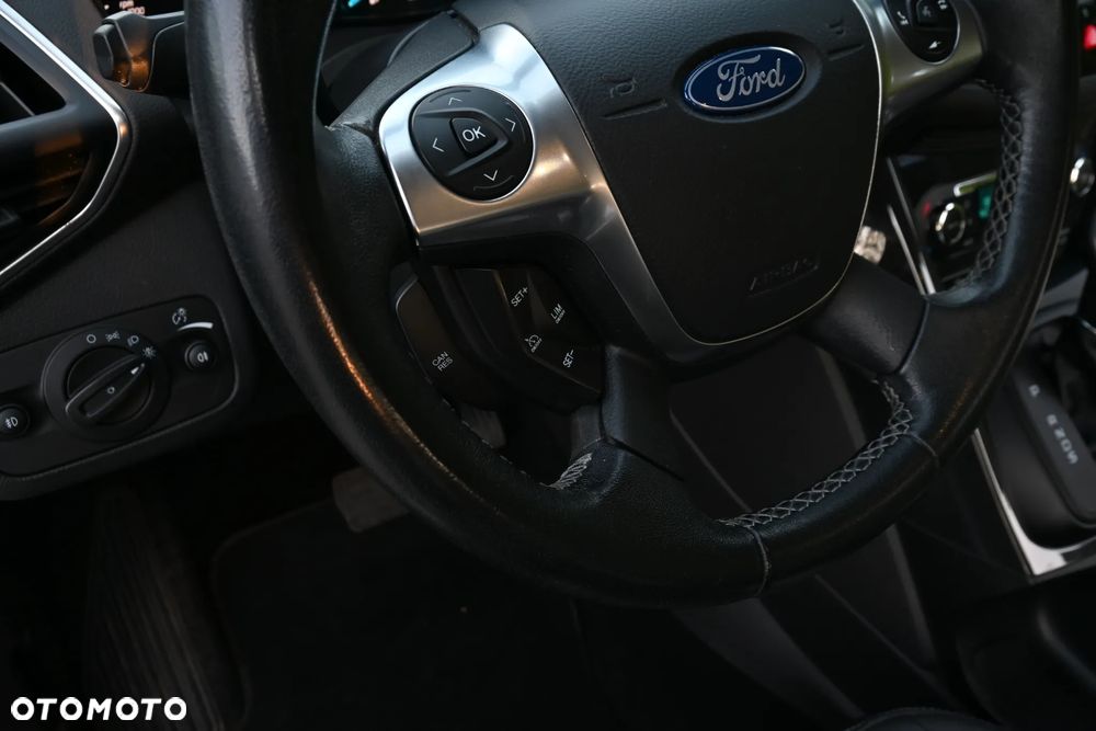 Ford Kuga 2.0 TDCi 4x4 Individual - 33