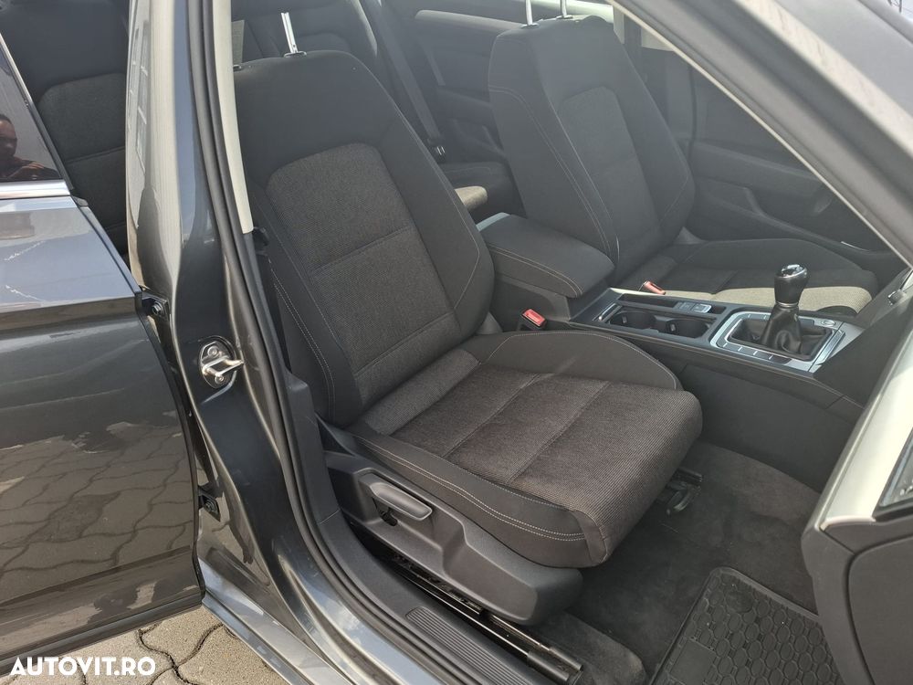 VOLKSWAGEN Passat 2015 — imagine 15