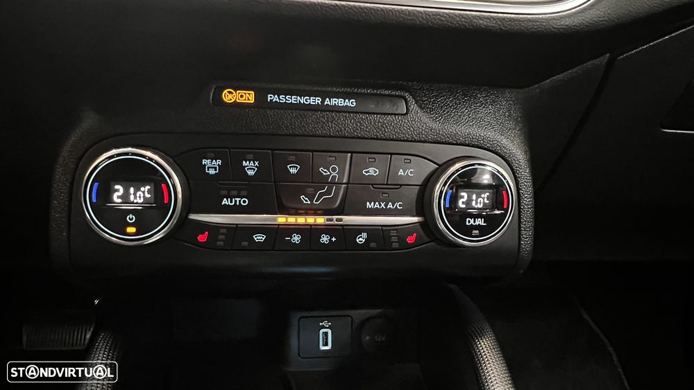 Ford Focus SW 1.0 EcoBoost Active X Aut. - 47