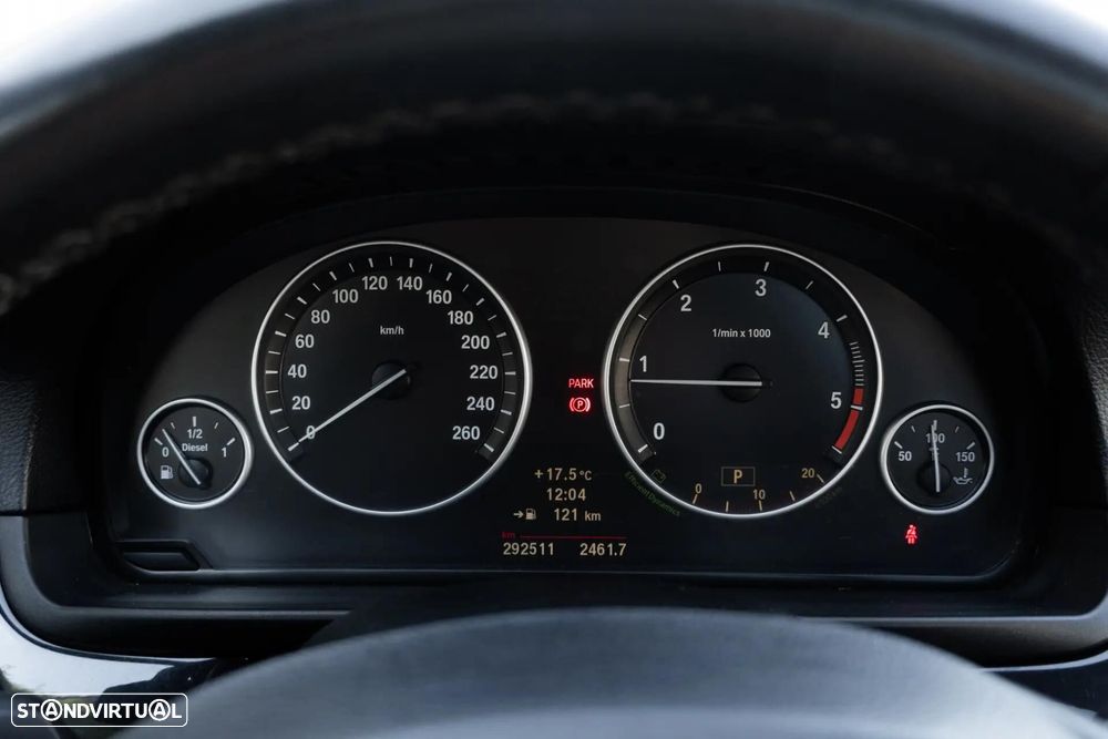 BMW 520 d Aut. Luxury Line - 12